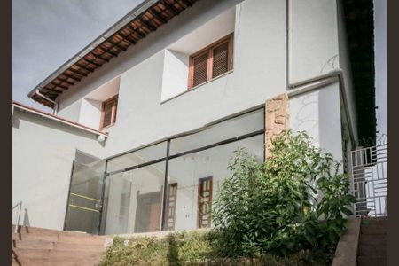 Casa para alugar com 700m², 1 quarto e 1 vaga