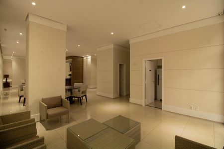 Apartamento à venda com 64m², 2 quartos e 1 vagaÁrea comum