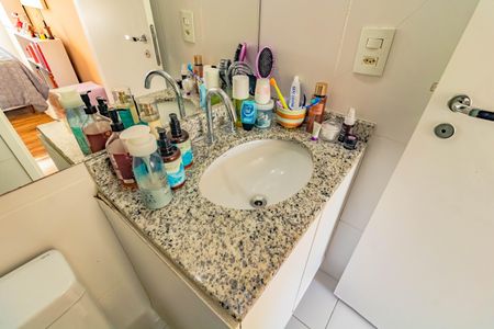 Apartamento à venda com 64m², 2 quartos e 1 vagaBanheiro da Suíte