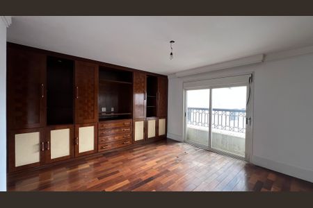 Apartamento à venda com 525m², 4 quartos e 6 vagas Apartamento à venda com 525m², 4 quartos e 6 vagasSuíte 3