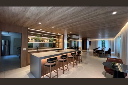 Apartamento à venda com 525m², 4 quartos e 6 vagas Apartamento à venda com 525m², 4 quartos e 6 vagasÁrea comum