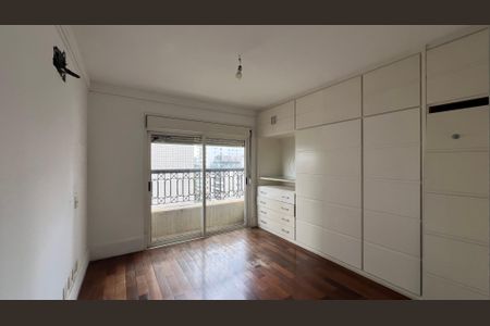 Apartamento à venda com 525m², 4 quartos e 6 vagas Apartamento à venda com 525m², 4 quartos e 6 vagasSuíte 2