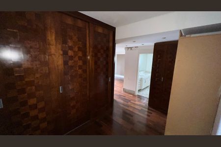 Apartamento à venda com 525m², 4 quartos e 6 vagas Apartamento à venda com 525m², 4 quartos e 6 vagasSuíte 3