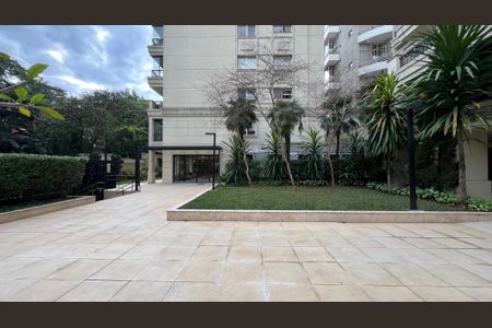 Apartamento à venda com 525m², 4 quartos e 6 vagas Apartamento à venda com 525m², 4 quartos e 6 vagasÁrea comum