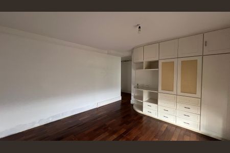 Apartamento à venda com 525m², 4 quartos e 6 vagas Apartamento à venda com 525m², 4 quartos e 6 vagasSuíte 1