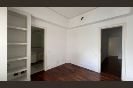 Apartamento à venda com 525m², 4 quartos e 6 vagas Apartamento à venda com 525m², 4 quartos e 6 vagasSuíte 4
