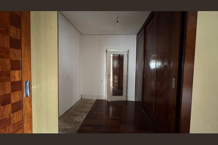 Apartamento à venda com 525m², 4 quartos e 6 vagas Apartamento à venda com 525m², 4 quartos e 6 vagasSuíte 3