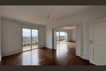 Apartamento à venda com 525m², 4 quartos e 6 vagas Apartamento à venda com 525m², 4 quartos e 6 vagasSala de Jantar