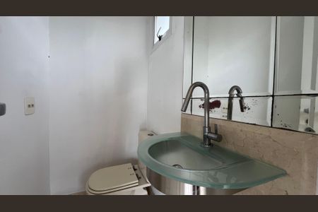 Apartamento à venda com 525m², 4 quartos e 6 vagas Apartamento à venda com 525m², 4 quartos e 6 vagasLavabo 2