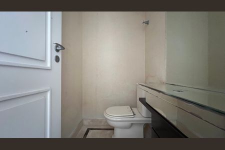 Apartamento à venda com 525m², 4 quartos e 6 vagas Apartamento à venda com 525m², 4 quartos e 6 vagasLavabo