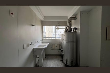 Apartamento à venda com 525m², 4 quartos e 6 vagas Apartamento à venda com 525m², 4 quartos e 6 vagasÁrea de Serviço