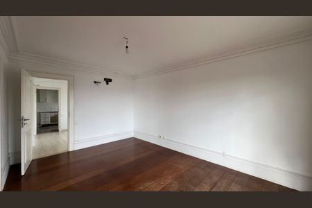 Apartamento à venda com 525m², 4 quartos e 6 vagas Apartamento à venda com 525m², 4 quartos e 6 vagasSala de Jantar