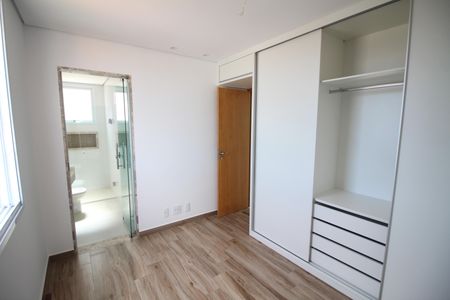 Apartamento à venda com 145m², 3 quartos e 3 vagasQuarto 1