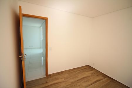 Apartamento à venda com 145m², 3 quartos e 3 vagasQuarto 2