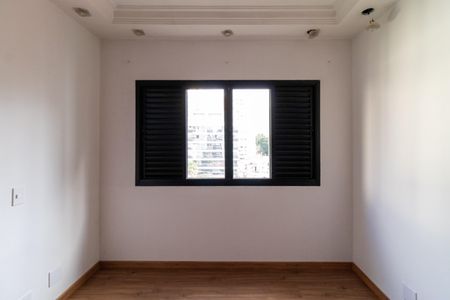 Apartamento à venda com 189m², 3 quartos e 3 vagasSuíte 2