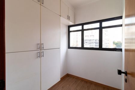 Apartamento à venda com 189m², 3 quartos e 3 vagasQuarto de Serviço
