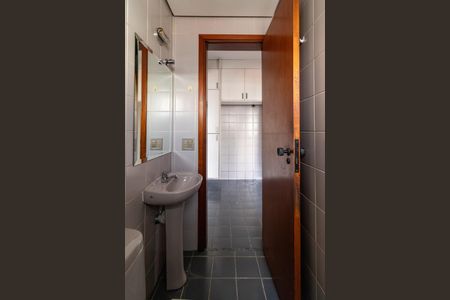 Apartamento à venda com 189m², 3 quartos e 3 vagasBanheiro de serviço