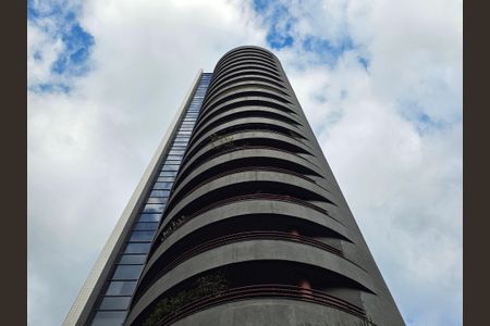 Apartamento à venda com 189m², 3 quartos e 3 vagasFachada