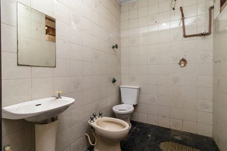 Casa para alugar com 249m², 3 quartos e 2 vagasBanheiro 2