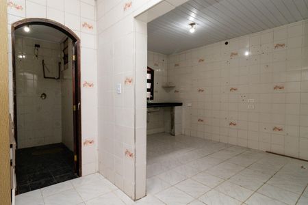 Casa para alugar com 249m², 3 quartos e 2 vagasBanheiro 2