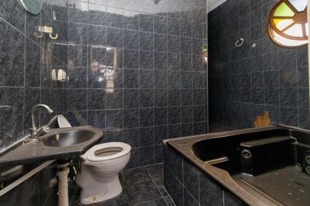 Casa para alugar com 249m², 3 quartos e 2 vagasBanheiro da Suíte