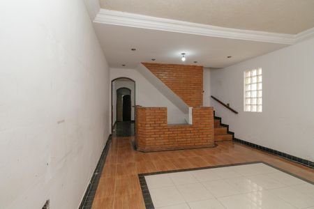 Casa para alugar com 249m², 3 quartos e 2 vagasSala