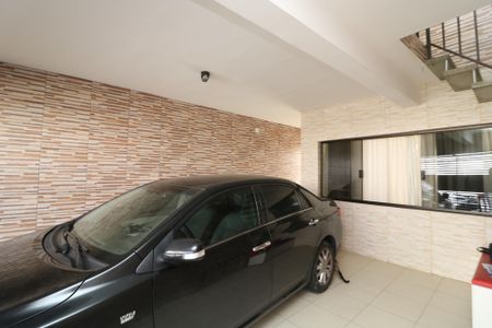 Casa à venda com 180m², 2 quartos e 2 vagasGaragem