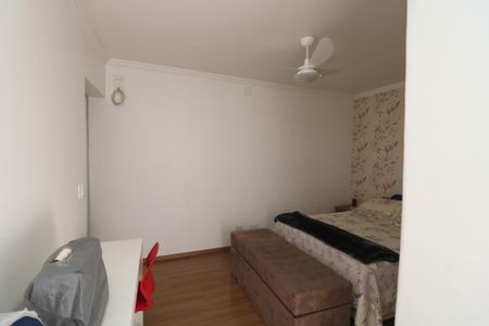 Casa à venda com 180m², 2 quartos e 2 vagasSuíte