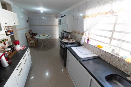 Casa para alugar com 400m², 3 quartos e 3 vagas Casa para alugar com 400m², 3 quartos e 3 vagasCozinha