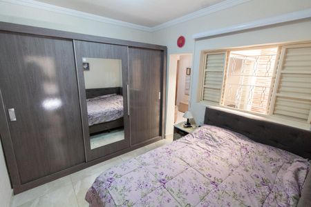 Casa para alugar com 400m², 3 quartos e 3 vagas Casa para alugar com 400m², 3 quartos e 3 vagasQuarto 2