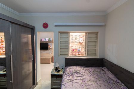 Casa para alugar com 400m², 3 quartos e 3 vagas Casa para alugar com 400m², 3 quartos e 3 vagasQuarto 2