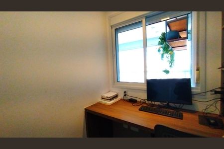 Apartamento à venda com 105m², 3 quartos e 2 vagasQuarto 