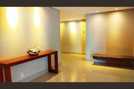 Apartamento à venda com 105m², 3 quartos e 2 vagasÁrea comum - Hall social