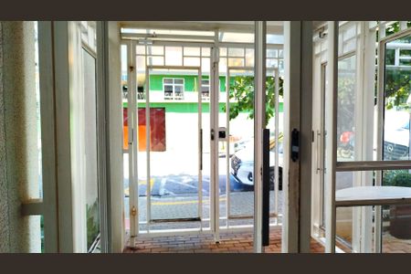 Apartamento à venda com 105m², 3 quartos e 2 vagasPortaria