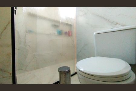 Apartamento à venda com 105m², 3 quartos e 2 vagasBanheiro da Suíte 1