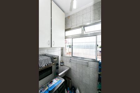 Apartamento à venda com 58m², 3 quartos e 1 vagaÁrea de Serviço