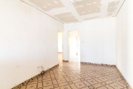 Casa à venda com 250m², 3 quartos e 5 vagas Casa à venda com 250m², 3 quartos e 5 vagasSala