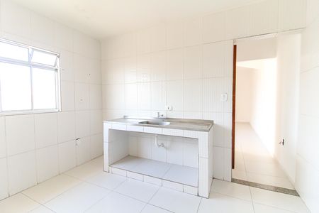 Casa à venda com 250m², 3 quartos e 5 vagas Casa à venda com 250m², 3 quartos e 5 vagasCozinha 2