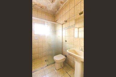 Casa à venda com 250m², 3 quartos e 5 vagas Casa à venda com 250m², 3 quartos e 5 vagasBanheiro 1