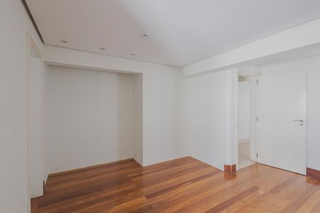 Apartamento à venda com 164m², 2 quartos e 2 vagasSuíte 1