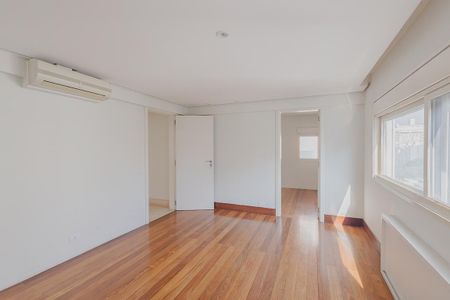 Apartamento à venda com 164m², 2 quartos e 2 vagasBanheiro da Suíte 2