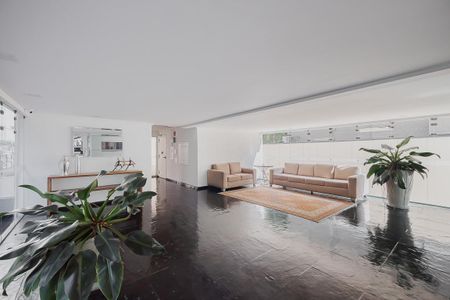 Apartamento à venda com 164m², 2 quartos e 2 vagasHall social