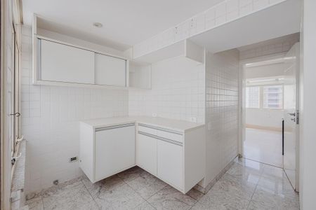 Apartamento à venda com 164m², 2 quartos e 2 vagasÁrea de Serviço