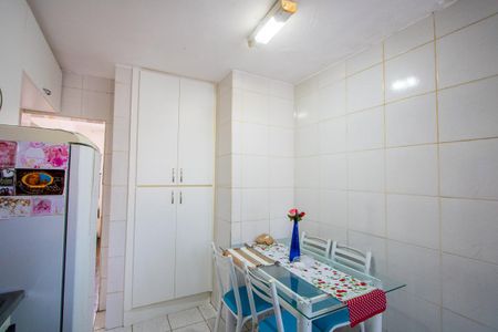 Apartamento à venda com 47m², 2 quartos e sem vagaCozinha