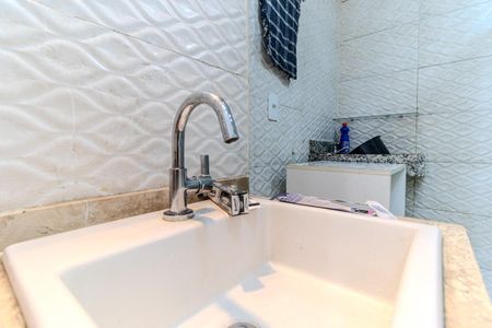 Apartamento à venda com 33m², 2 quartos e sem vagaBanheiro