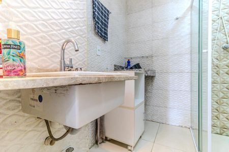 Apartamento à venda com 33m², 2 quartos e sem vagaBanheiro