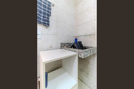 Apartamento à venda com 33m², 2 quartos e sem vagaBanheiro