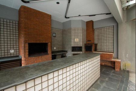 Apartamento à venda com 244m², 4 quartos e 4 vagasÁrea comum - Churrasqueira