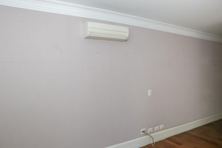 Apartamento à venda com 244m², 4 quartos e 4 vagasSuíte 1