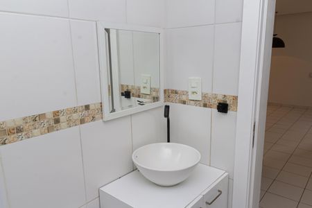 Apartamento para alugar com 43m², 2 quartos e 1 vaga Apartamento para alugar com 43m², 2 quartos e 1 vagaBanheiro